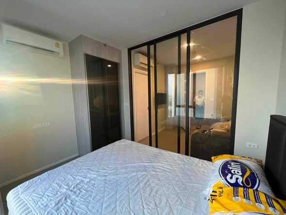 bedroom and room interior of เซียล่า ศรีปทุม (CIELA Sripatum)