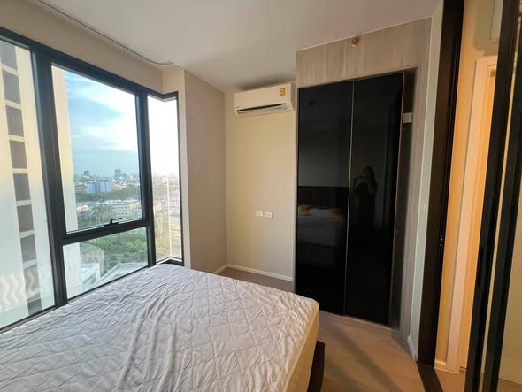 bedroom and room interior of เซียล่า ศรีปทุม (CIELA Sripatum)