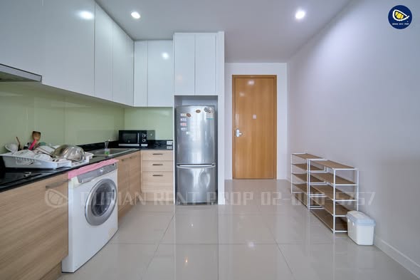 Circle Condominium