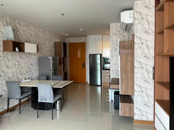 kitchen of Circle Condominium