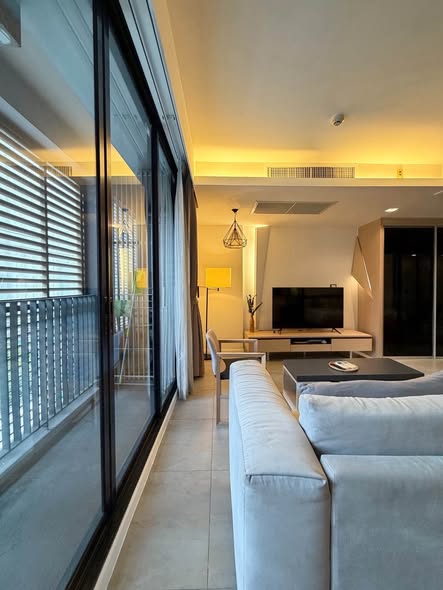 living room and room interior of Circle S Sukhumvit 12 เซอเคิล เอส สุขุมวิท 12