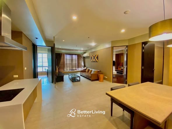 living room and kitchen of Citi smart Sukhumvit 18