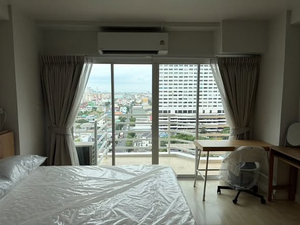 bedroom of City Living Ratchada