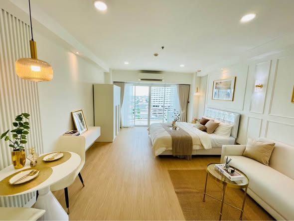 living room and bedroom of City Living Ratchada