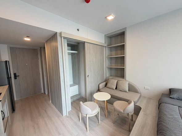 bedroom and room interior of COBE Ratchada-Rama 9