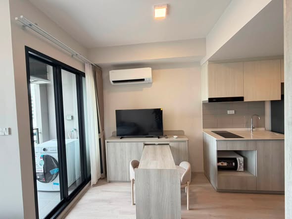 bedroom and room interior of COBE Ratchada-Rama 9