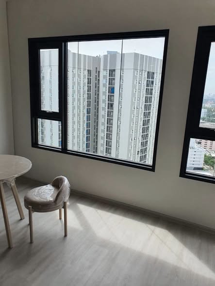 room interior of COBE Ratchada-Rama 9