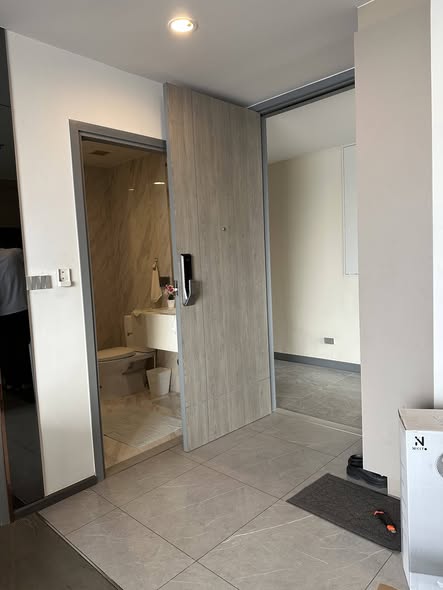 room interior and bathroom of Coco Parc