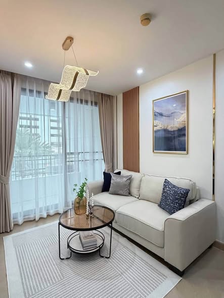 bedroom and living room of Collezio Sathon-Pipat