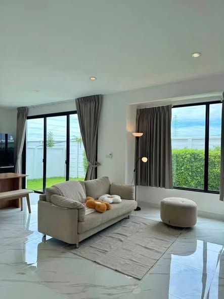 living room and bedroom and room interior of Como Bianca II