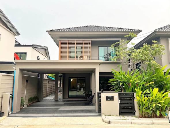 Como Botanica Bangna โคโม่ โบทานิก้า บางนา