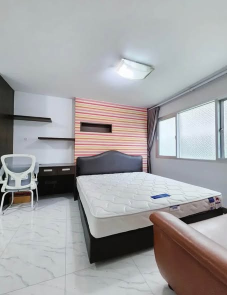 bedroom of Condo One Sukhumvit 52