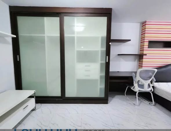 bedroom and room interior of Condo One Sukhumvit 52