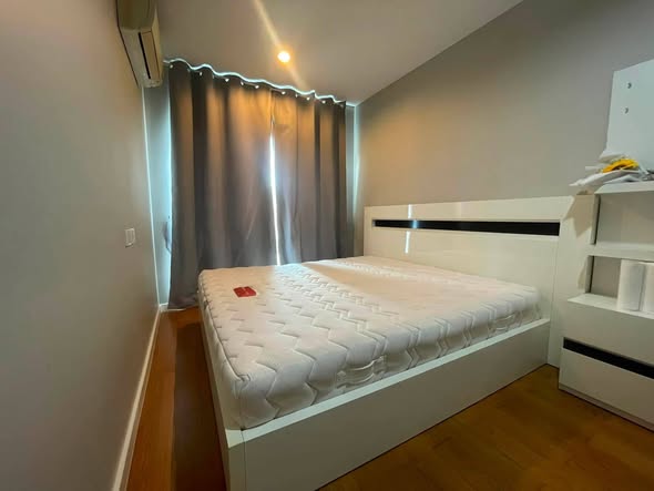 bedroom of Condolette Dwell Sukhumvit 26