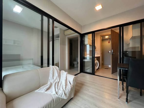 bedroom and room interior of Condolette Midst Rama 9