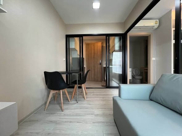 bedroom and room interior of Condolette Midst Rama 9