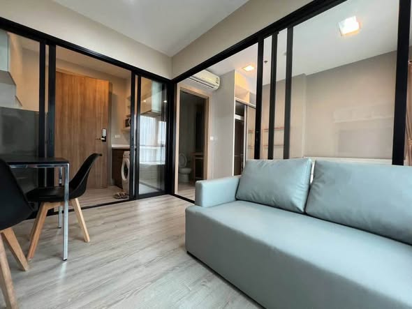 living room and room interior of Condolette Midst Rama 9
