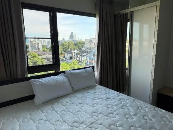 bedroom of Condolette Pixel Sathorn