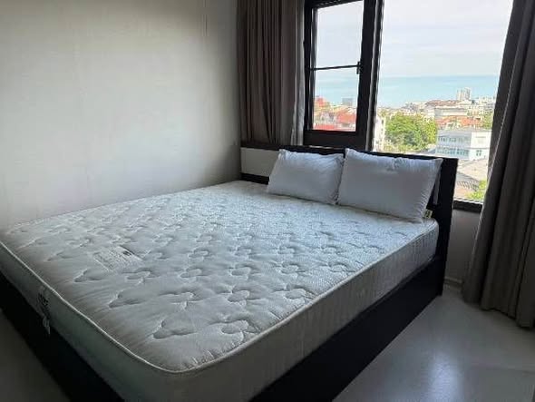 bedroom of Condolette Pixel Sathorn