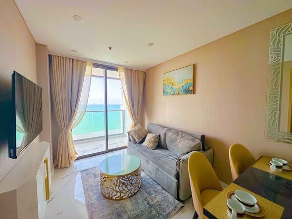 living room and bedroom of Copacabana Beach Jomtien