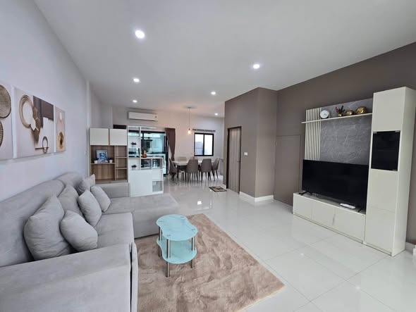 living room of Cordiz at Udomsuk