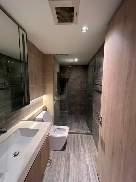 bathroom of CRAFT Ploenchit
