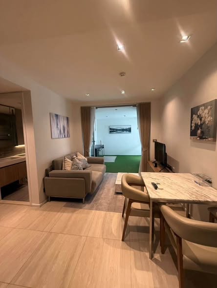 living room of CRAFT Ploenchit