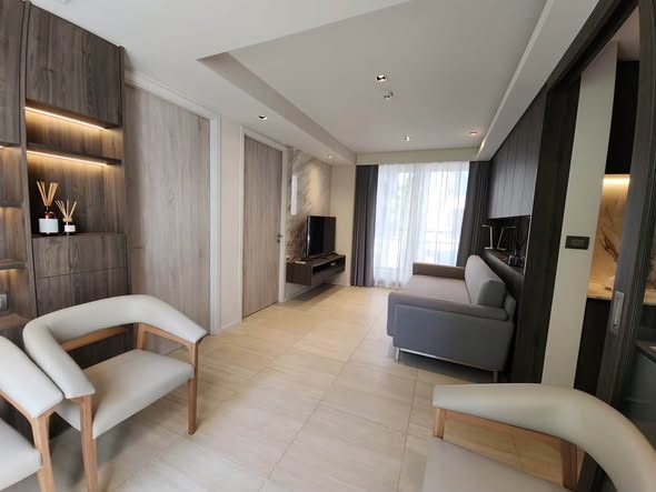 living room and bedroom of CRAFT Ploenchit