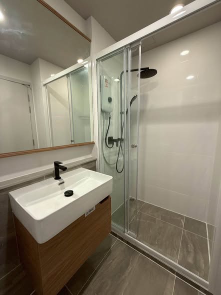 room interior and bathroom of Culture Thonglor