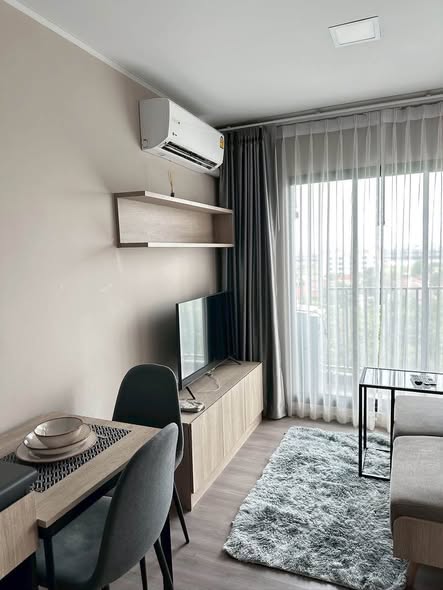 bedroom of dcondo Campus Hideaway