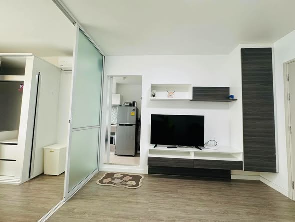bedroom and room interior of dcondo ping