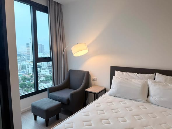 bedroom of DENIM Jatujak