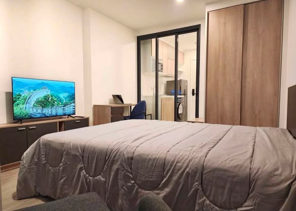 bedroom and room interior of DENIM Jatujak