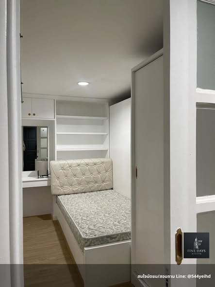 bedroom and room interior of Diamond Tower