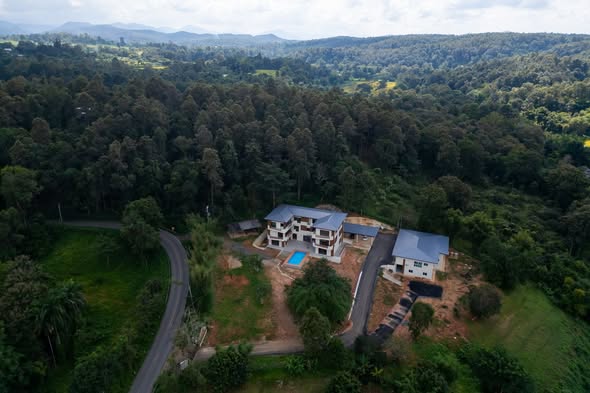 Doi Saket Properties
