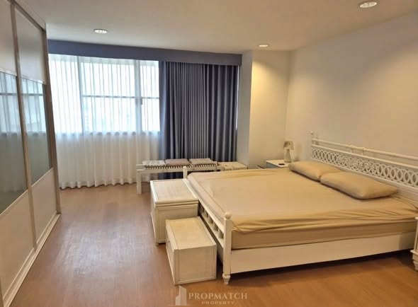 bedroom of DS Towers1