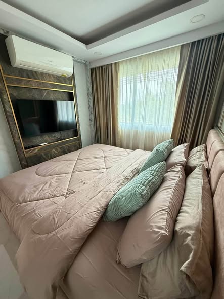 bedroom of Dusit Grand Park