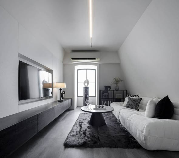 bedroom and living room of Ekkamai 22 Alley