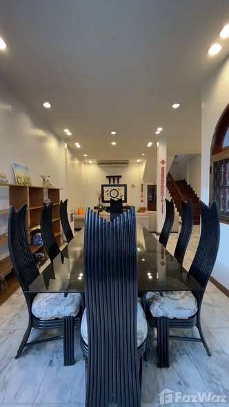 room interior of Ekkamai Villas