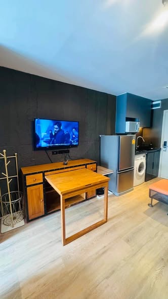 living room and room interior of Elio Sukhumvit 64
