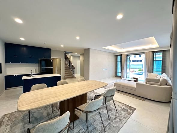 living room and kitchen of Else Bearing 32