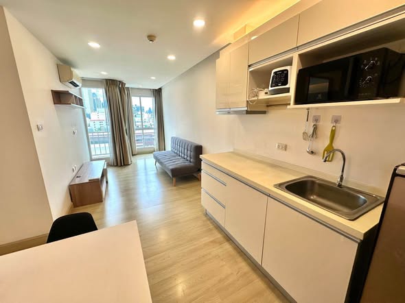 Emerald Residence Ratchada Condominium