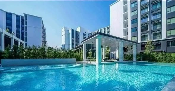 pool of Escent Park Ville Chiangmai