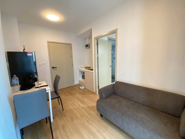 Feel Condo Lat Phrao 122