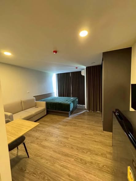 FLEXI Sathon-Charoen Nakhon