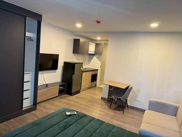 room interior of FLEXI Sathon-Charoen Nakhon