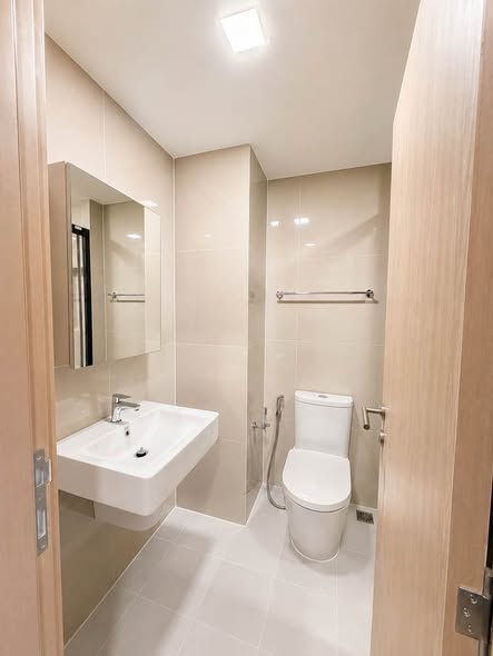 bathroom of FLO by Sansiri