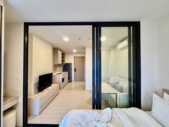 bedroom and room interior of FLO by Sansiri