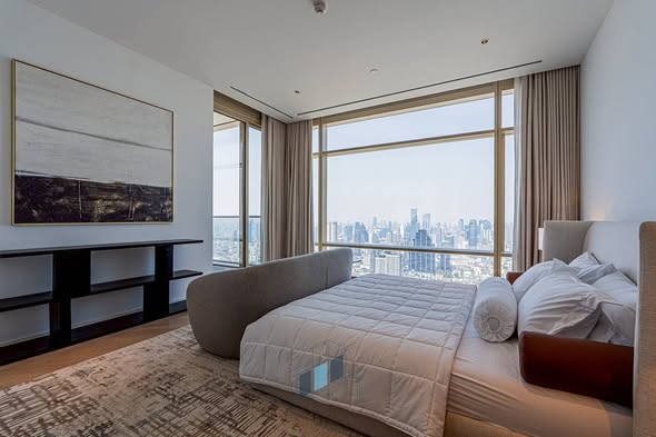 bedroom of Four Seasons Private Residences