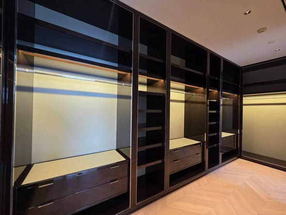 room interior of Four Seasons Private Residences